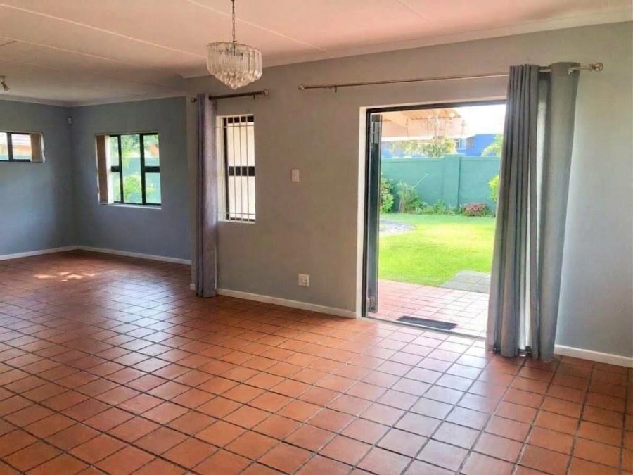 3 Bedroom Property for Sale in Westcliff Western Cape